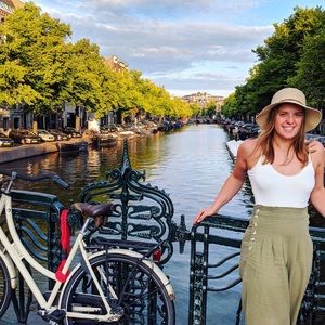 Meet your Posher, Anna